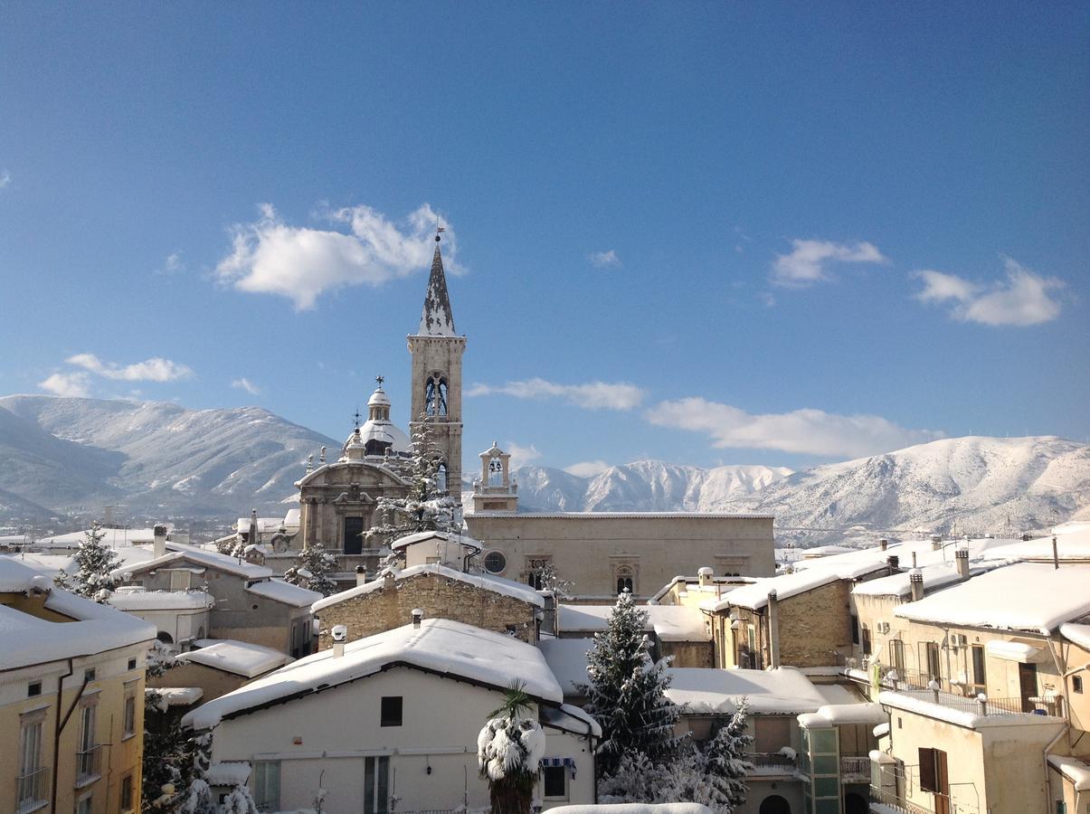 La Finestra Sulmo Lägenhet Sulmona Exteriör bild