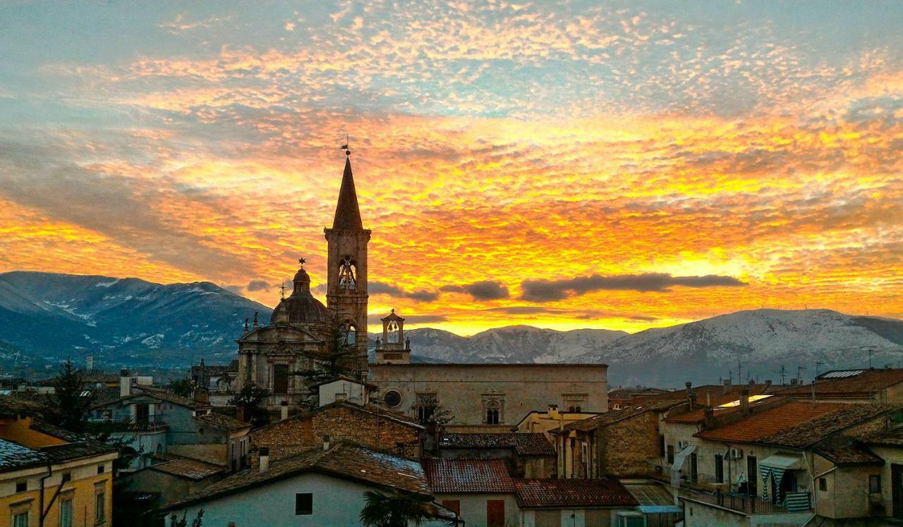La Finestra Sulmo Lägenhet Sulmona Exteriör bild